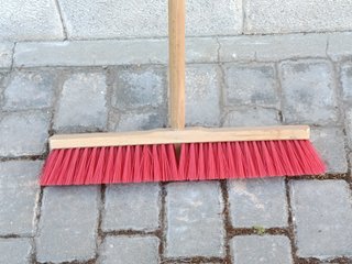 Escoba o Cepillo de Jardín Escobón Madera