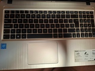 Portátil Asus X540S