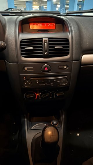 Renault Clio 2005 16v