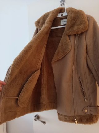 Chaqueta Stradivarius Beige Talla S