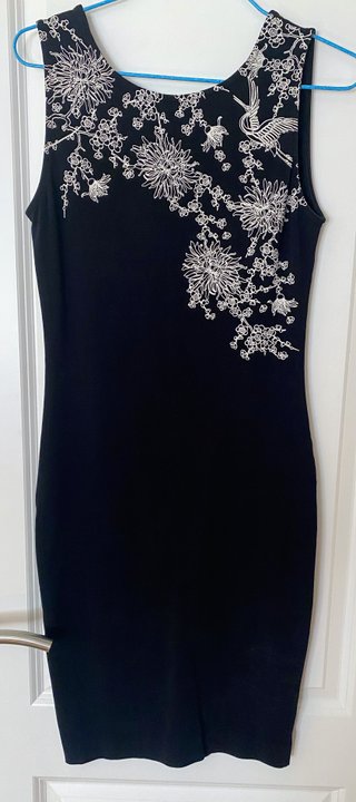 Vestido Amisu Negro con Bordado Talla S