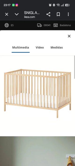 Cuna de madera Ikea con colchón