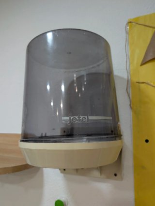 Dispensador de toallas de papel Jofel