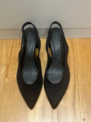 Zapatos Slingback Stradivarius Negros