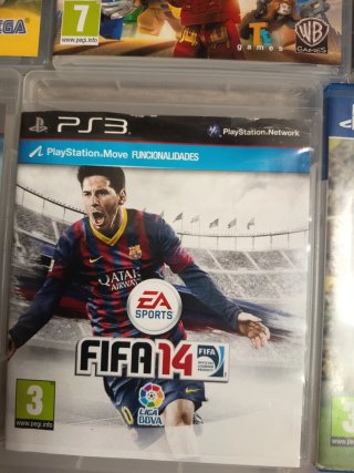 Consola PS3 con juegos y mandos