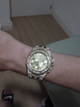 Reloj Dorado