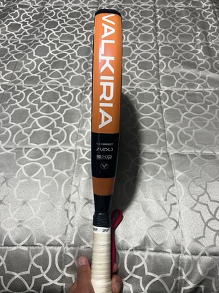 Pala de pádel Joma valkiria