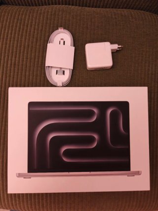 MacBook Pro 14 M1 32GB RAM 512GB (Cargador y caja)