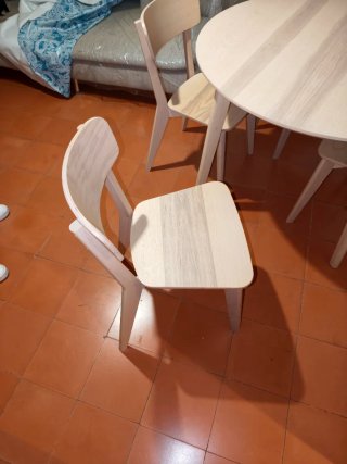 Conjunto de Mesa Redonda y 4 Sillas