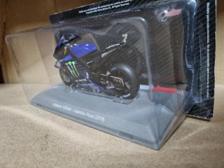 Yamaha YZR-M1 Valentino Rossi 2019 scala 1:18