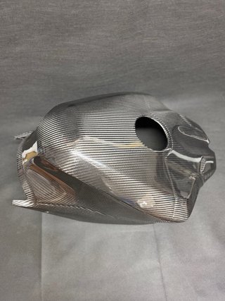 Depósito Yamaha R1 R1M en fibra de Carbono