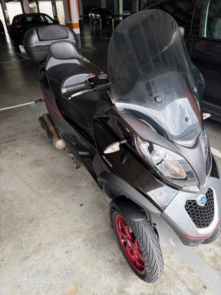 Piaggio MP3 500 Sport