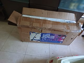 Patinete eléctrico azul o rosa