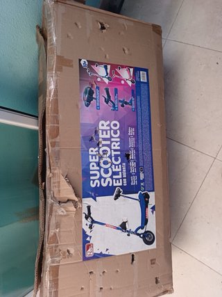 Patinete eléctrico azul o rosa