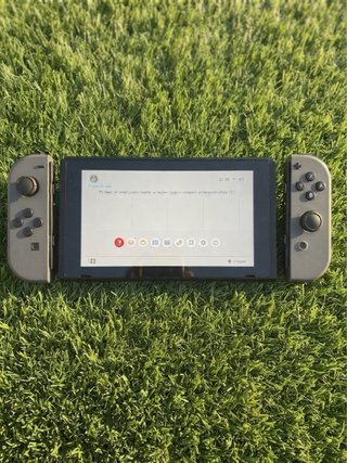 Nintendo Switch  + Mando Pro + Pokémon Escudo