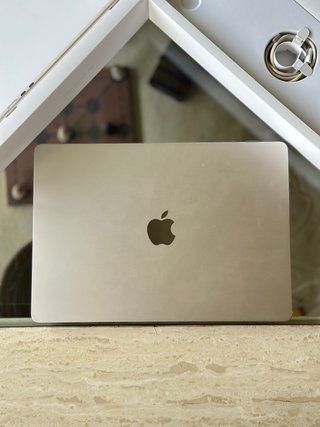 MacBook Air 2023 15” - M2 - 8GB Ram 512 GB SSD