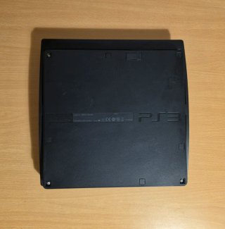 PlayStation 3 Slim 320GB + Comando + Jogo