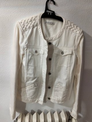 Cazadora vaquera blanca Stradivarius Talla S
