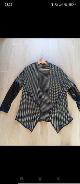 Chaqueta fina negra