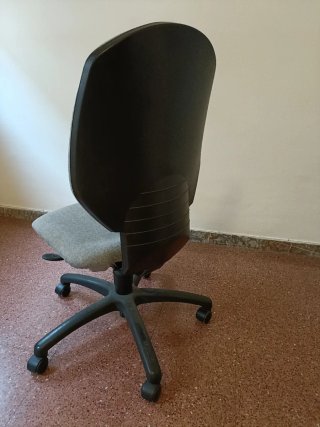 Silla de escritorio ergonómica