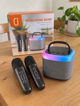 Máquina Karaoke Portátil Daul D17-T + 2 Micrófonos