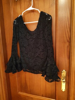 Camisa flamenca de encaje negro