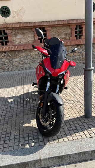 Yamaha Tracer 7 (2022)A2