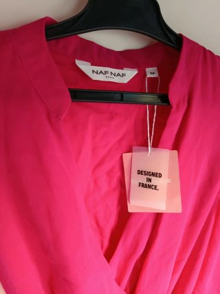 Vestido Corto Rosa con Lazado