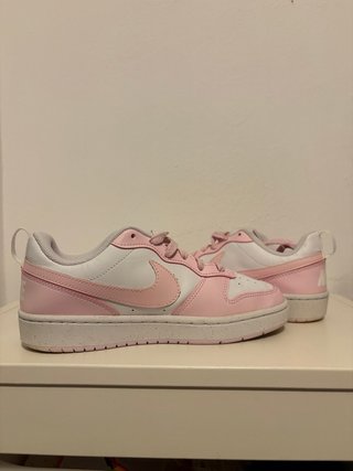 Zapatillas Nike Rosas y Blancas