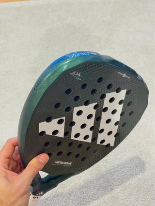 Raquete de Padel Adidas Metalbone Reserve 2025
