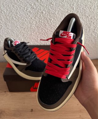 Zapatillas Nike Marrón y Negro