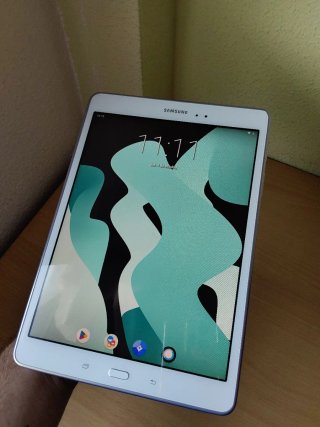 Samsung Galaxy Tab A 9.7 WiFi (SM-T550)