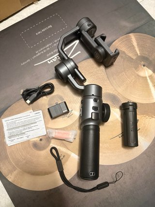 Estabilizador Zhiyun Smooth 5 Combo