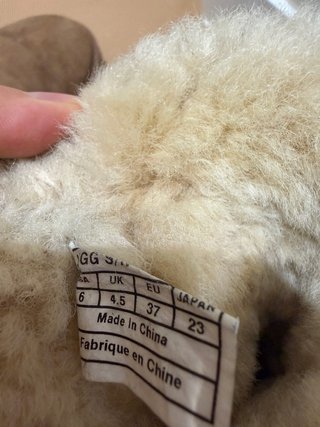 Botines UGG marrones