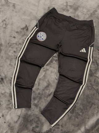 Pantalones Chandal adidas