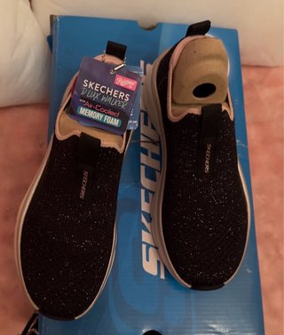 Skechers D'Lux Walker 2.0 Beige/Negro