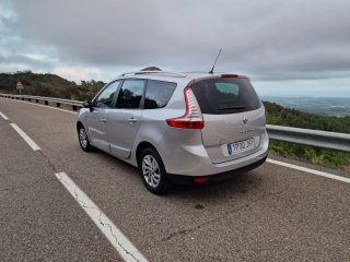 Renault Grand Scenic 2015