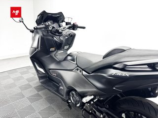 YAMAHA TMAX 2024 16048 kms.