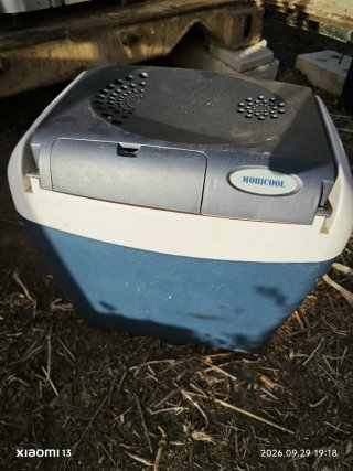 Nevera portátil termoeléctrica MOBICOOL
