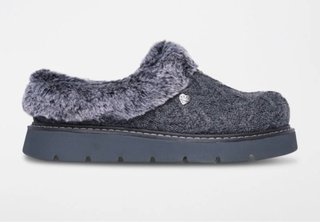 Zapatillas Skechers Gris Peluche