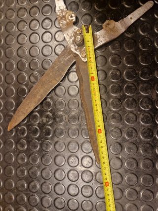 Forbici da siepe. Forbici da potatura