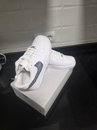 Zapatillas Nike Air Force 1 Blanca Edición limitad