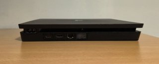 PlayStation Slim 500Gb + Comando Sony + Jogo