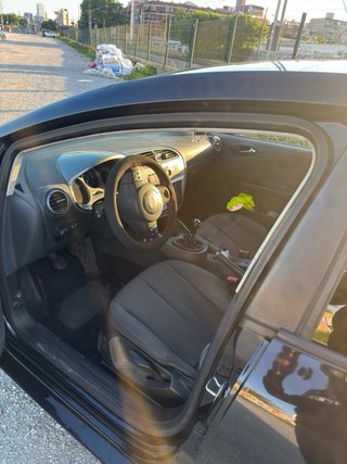 SEAT Leon 2008 “LEER BIEN”