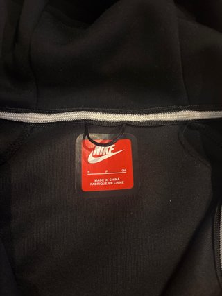 Sudadera Nike Tech Fleece Negra y Gris