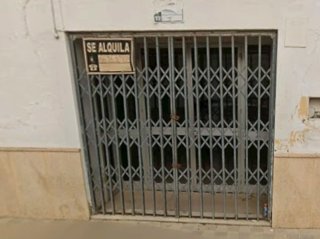 2 Puerta/cancela de ballesta metálica. Carmona-Sev