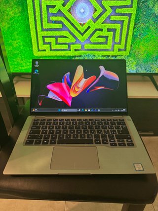 Ordenador portátil Dell i5 8 Generación Táctil