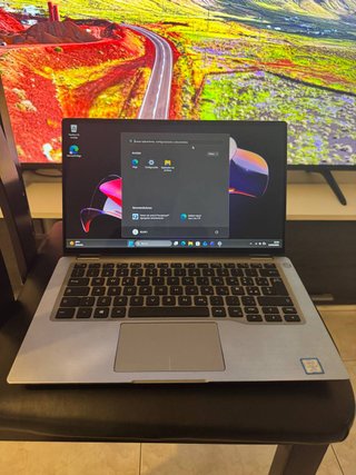Ordenador portátil Dell i5 8 Generación Táctil