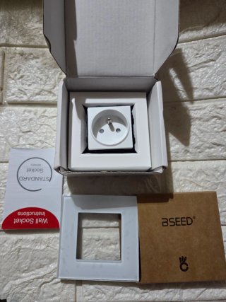 LOTE DE 3 ENCHUFES BSEE CON USB Y USB-20W