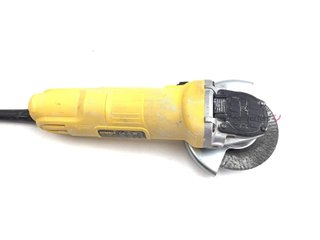 radial dewalt dwe4056-qs